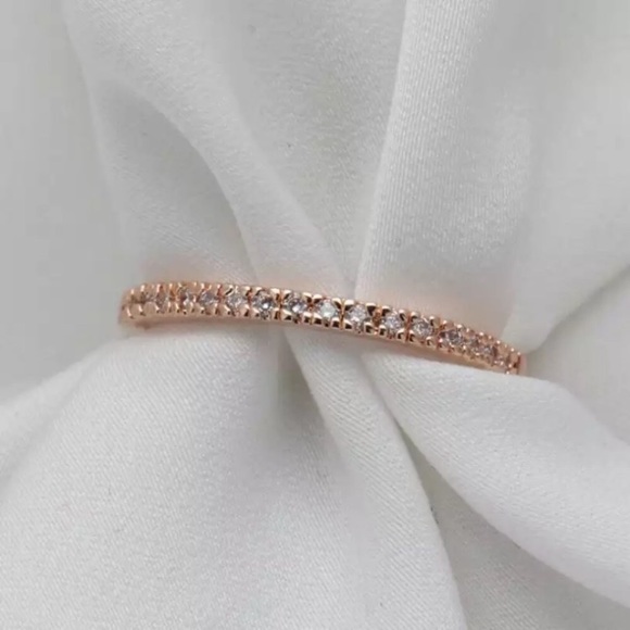 18K Gold Plated Gorgeous Ring - Picture 5 of 5